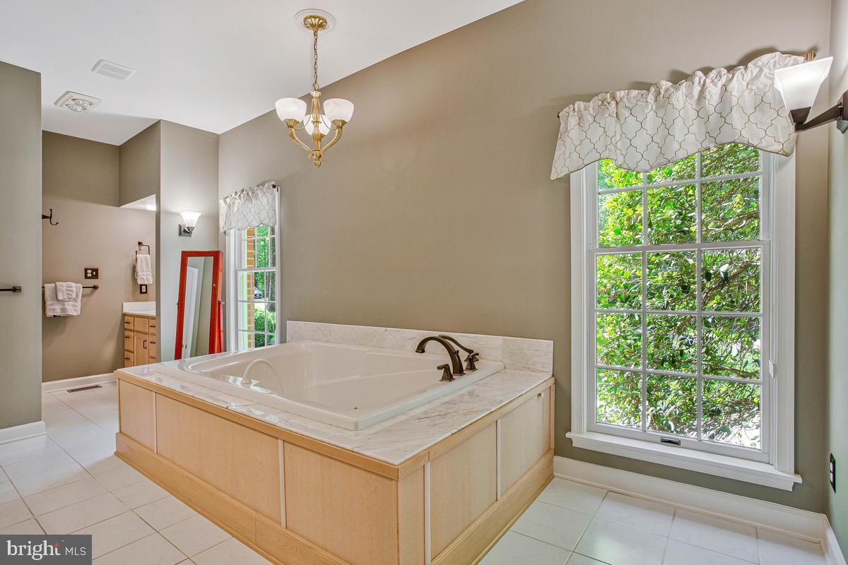 CRANBERRY WOODS - Residential