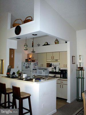 LAFAYETTE FOREST - Residential Lease