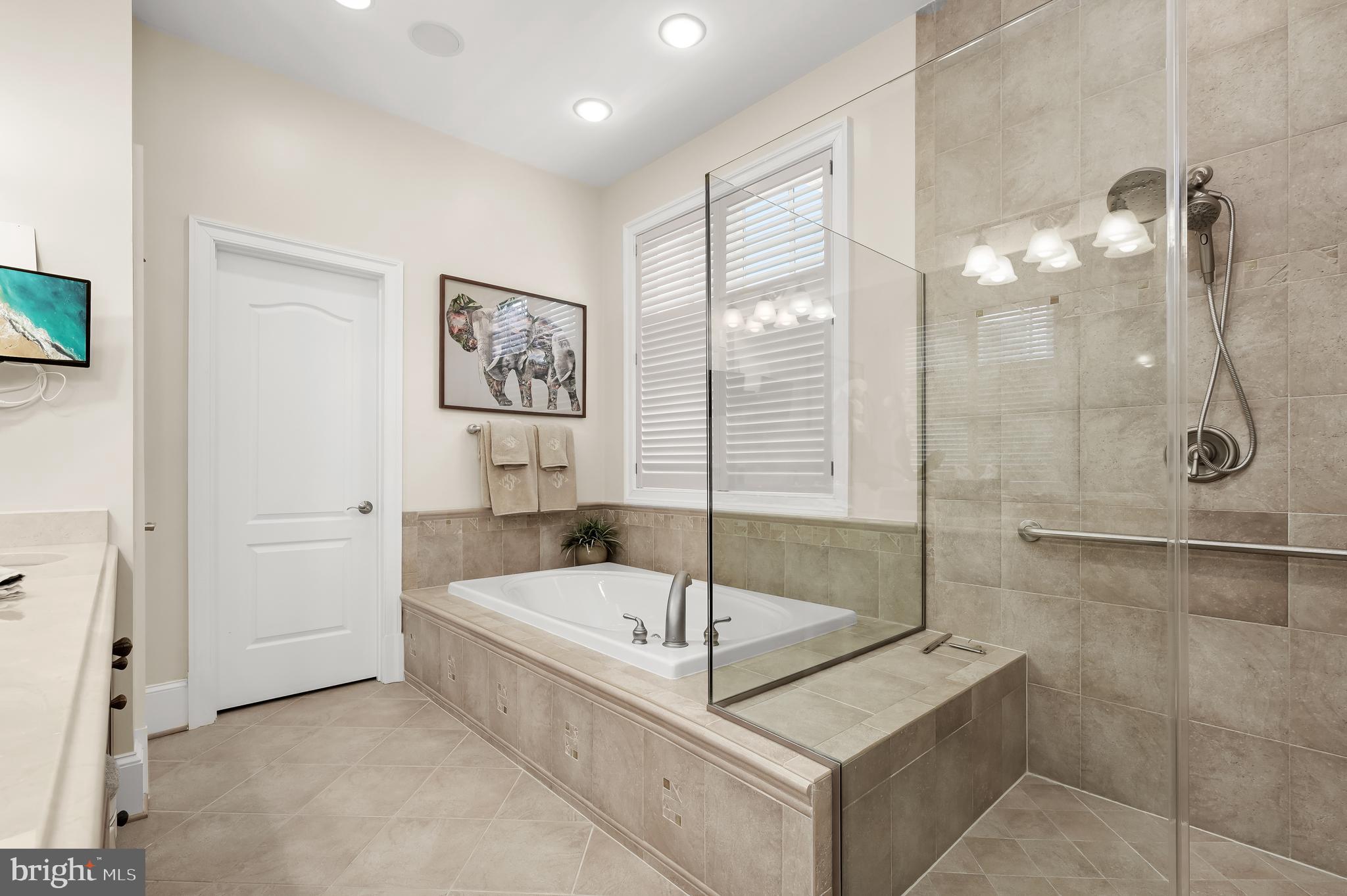 OAKS AT NORTH BETHESDA - Residential