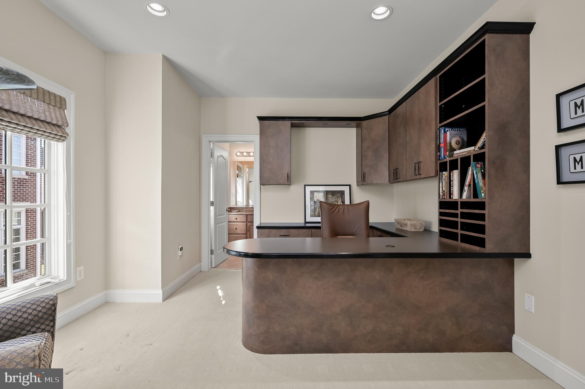 OAKS AT NORTH BETHESDA - Residential