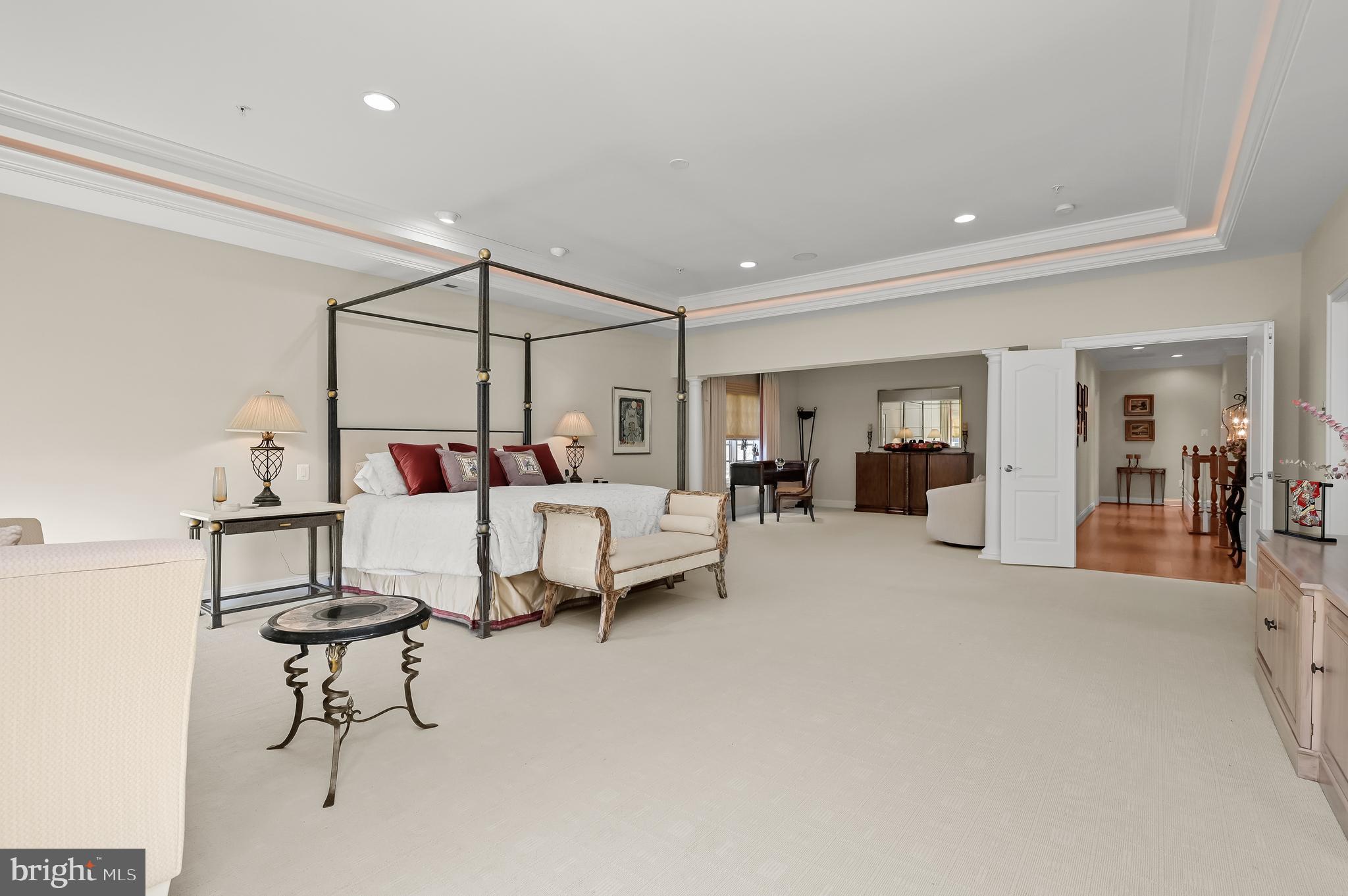 OAKS AT NORTH BETHESDA - Residential