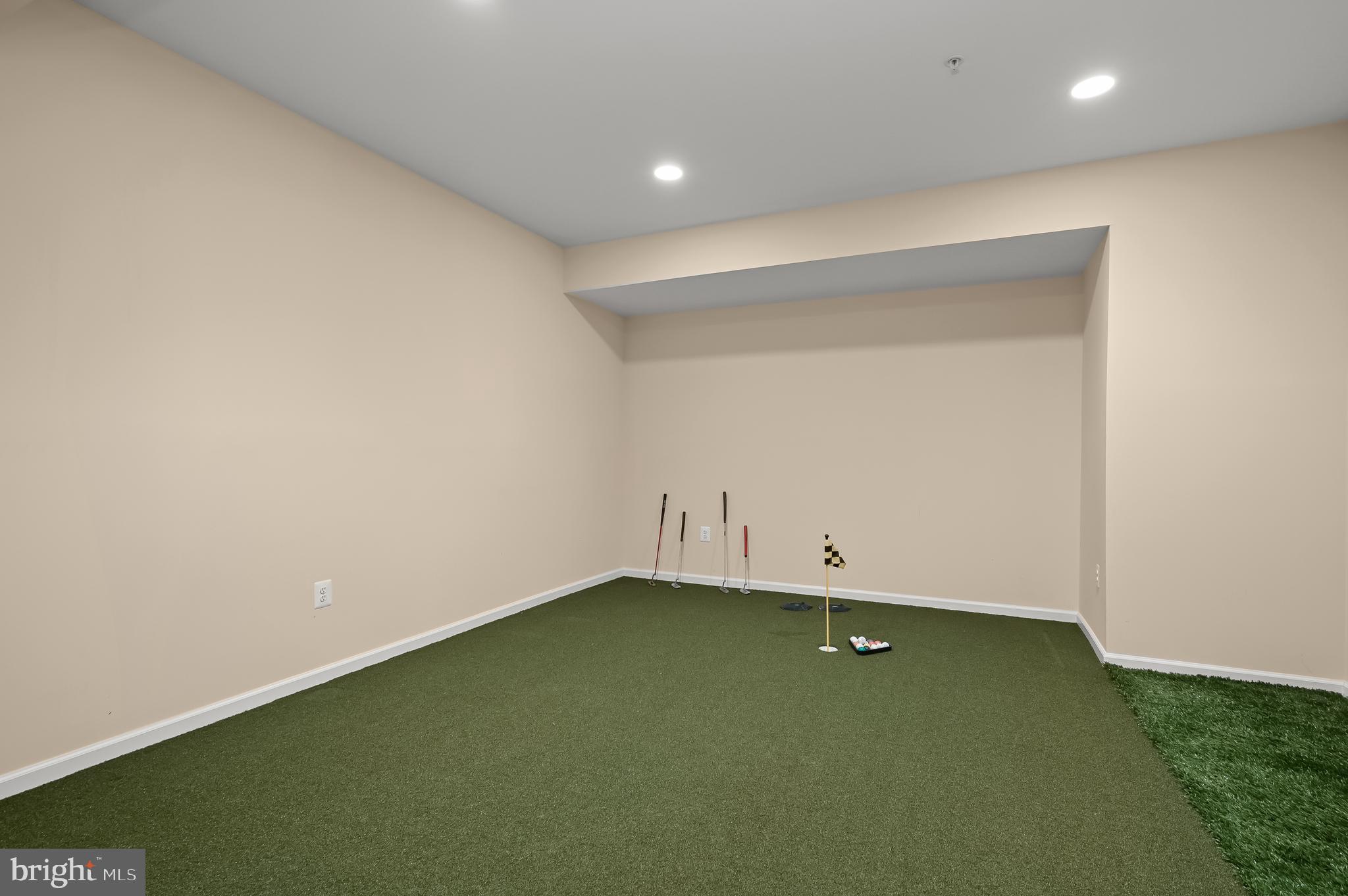 OAKS AT NORTH BETHESDA - Residential