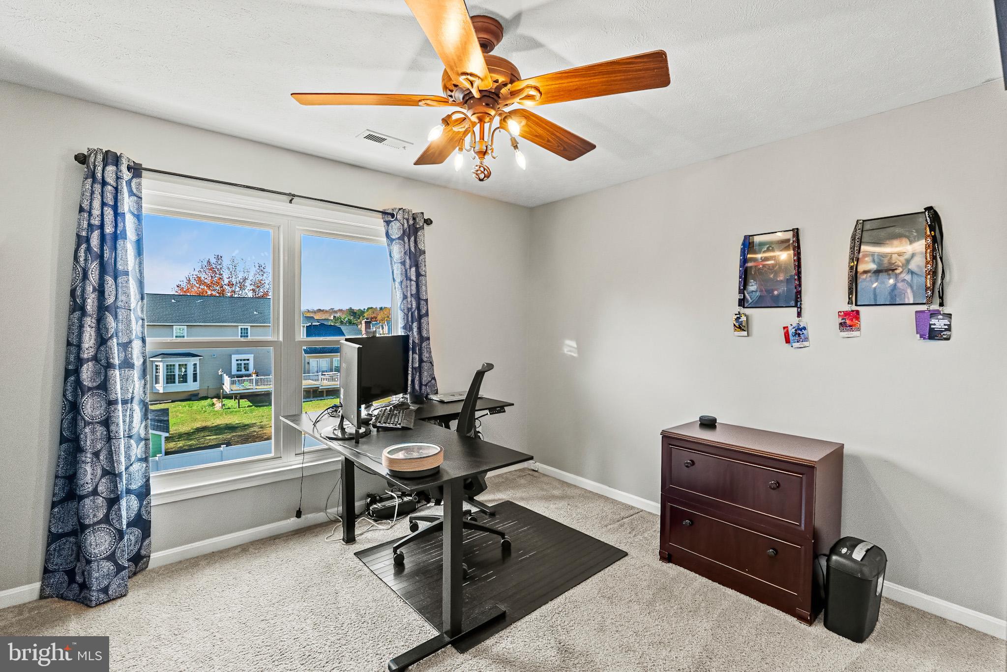 ROYAL OAKS - Residential