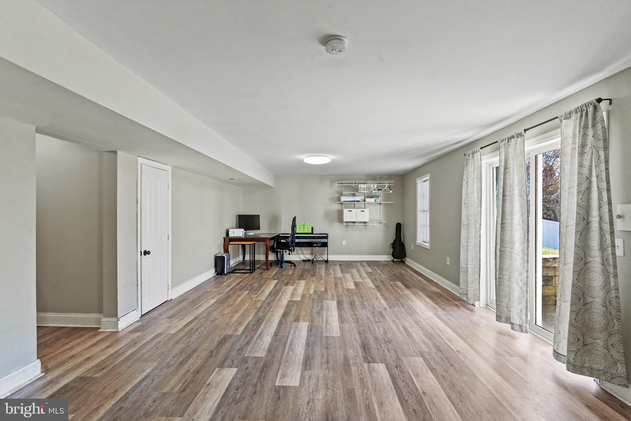 ROYAL OAKS - Residential