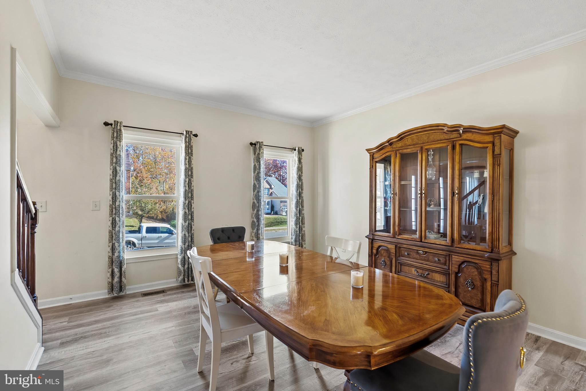 ROYAL OAKS - Residential