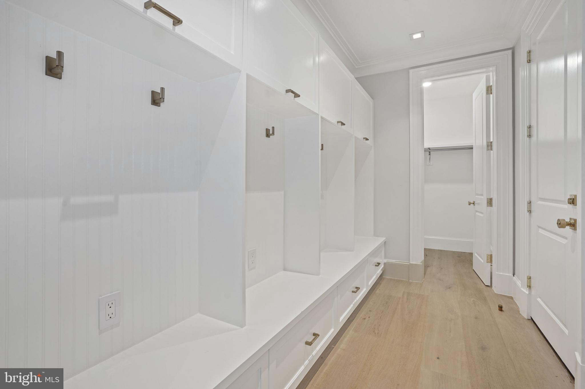 PHILLIPS PARK - Residential