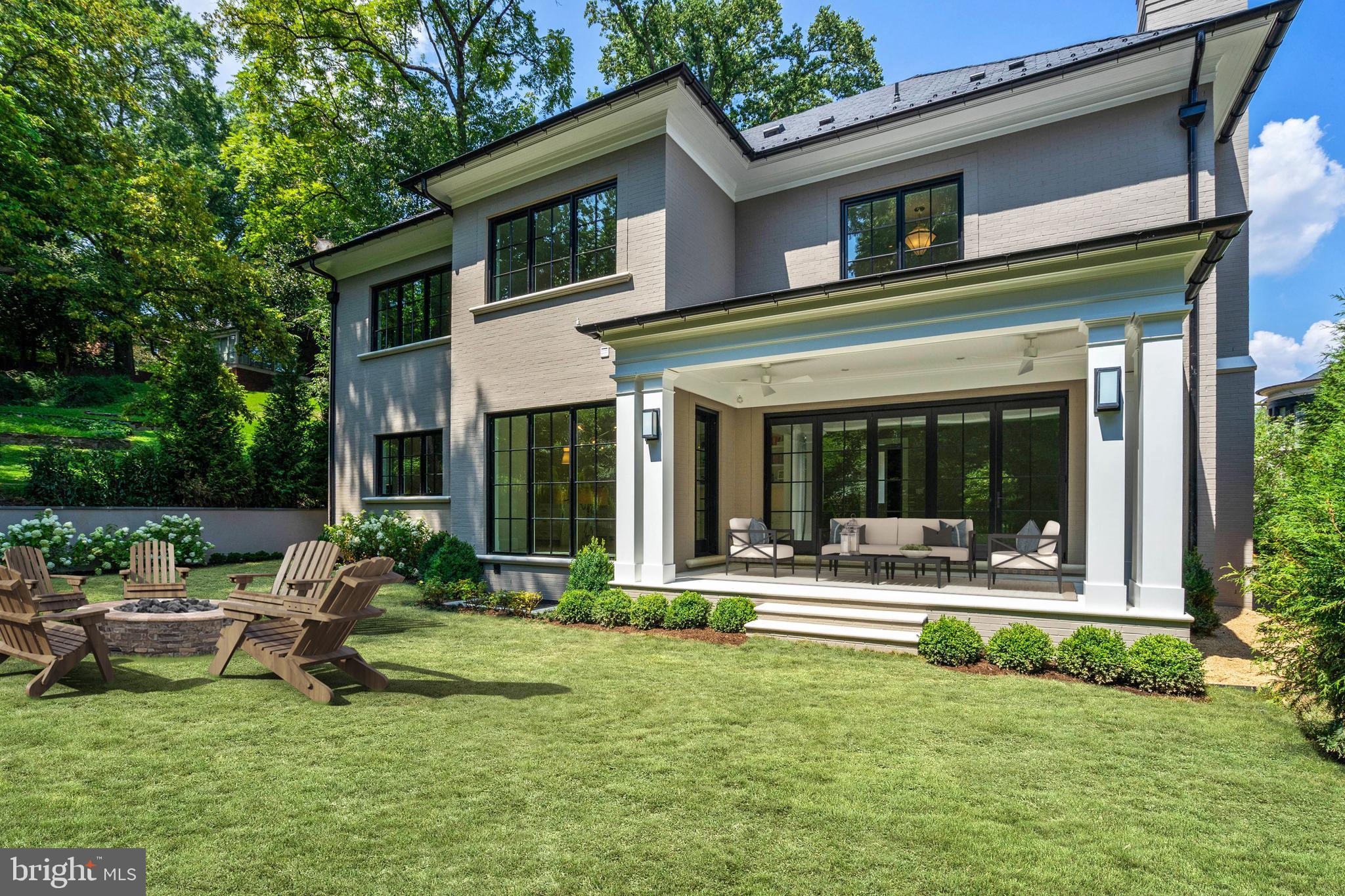 PHILLIPS PARK - Residential