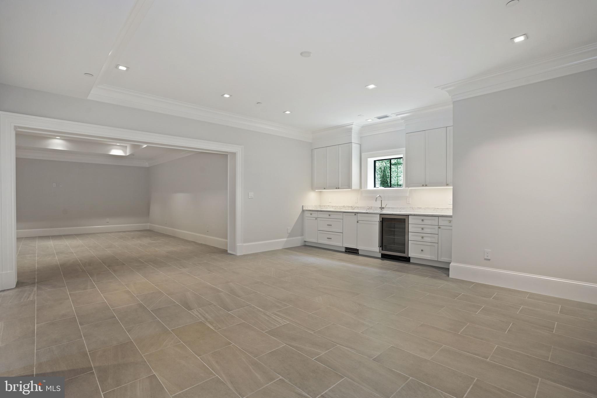 PHILLIPS PARK - Residential