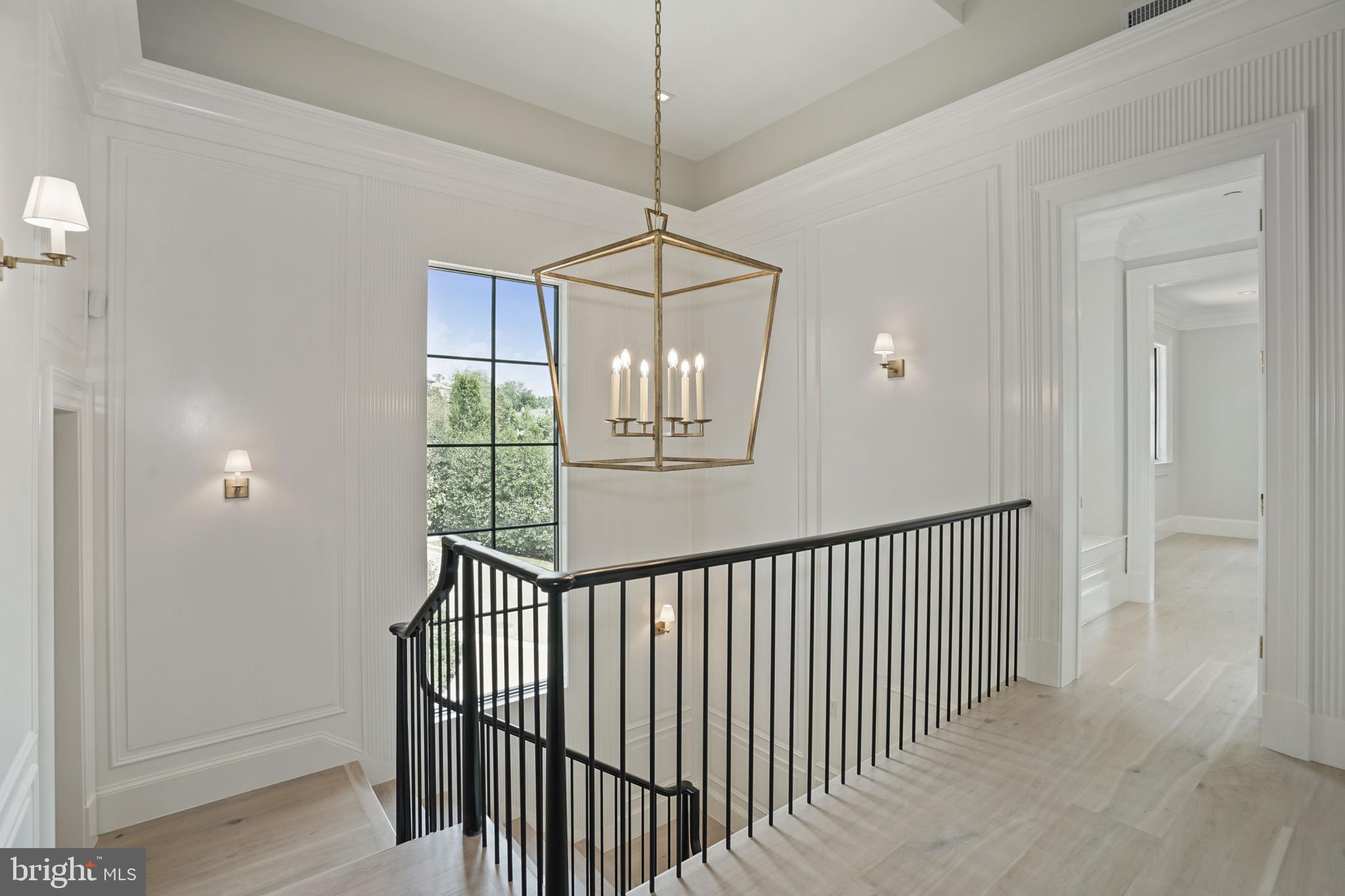 PHILLIPS PARK - Residential