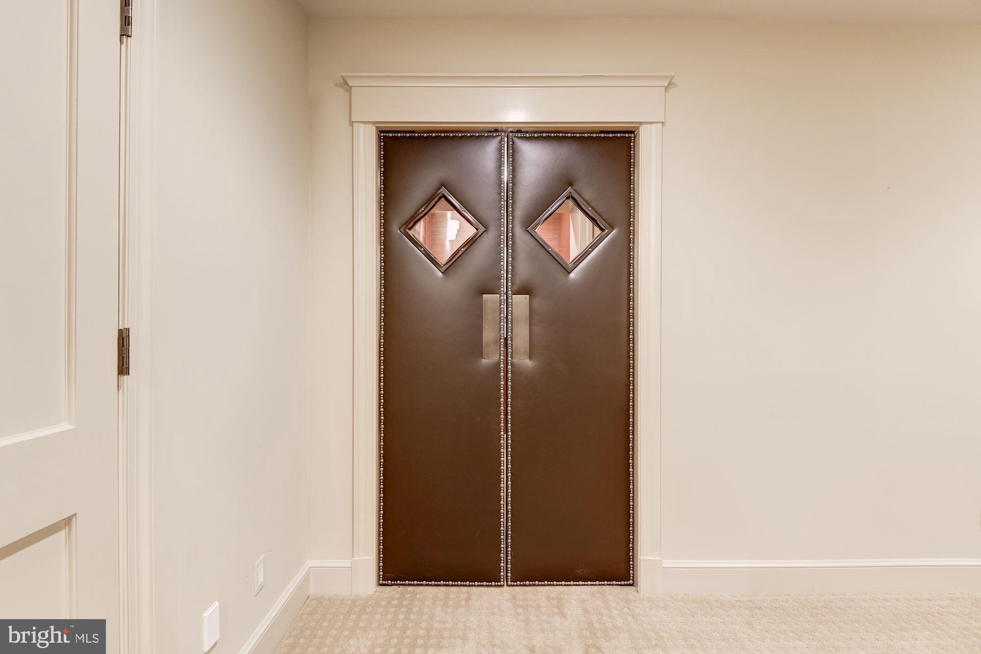 BRADLEY HILLS GROVE - Residential