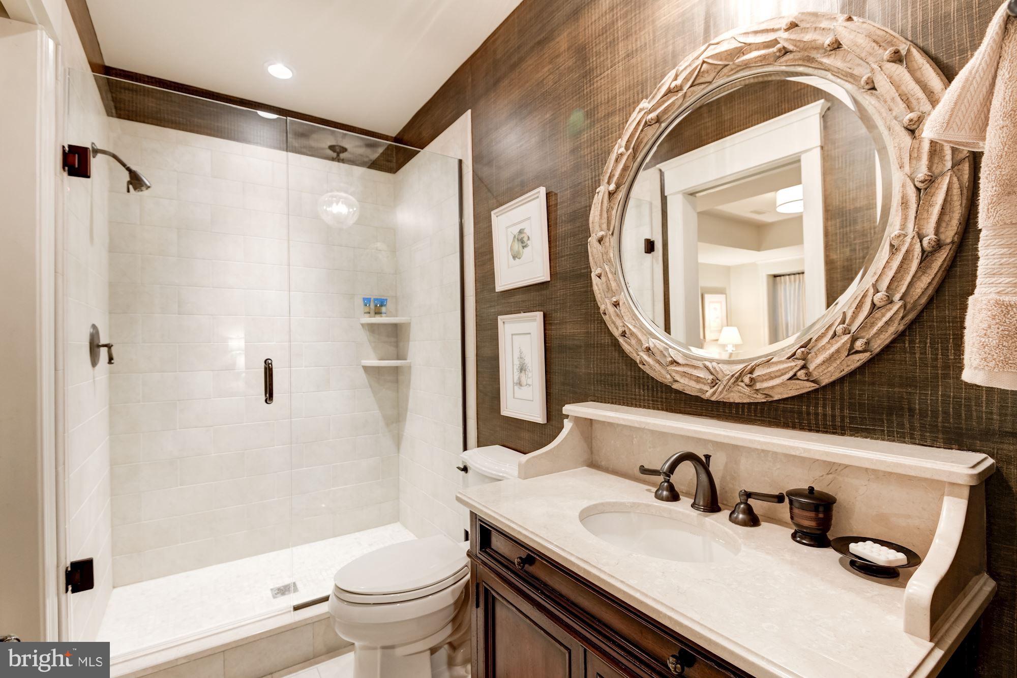 BRADLEY HILLS GROVE - Residential