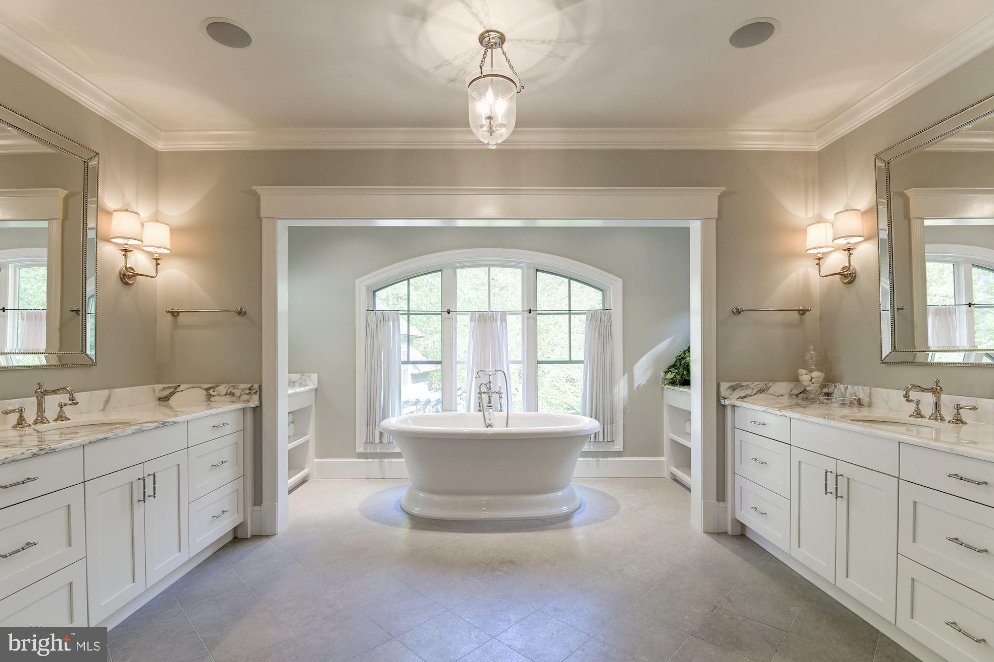 BRADLEY HILLS GROVE - Residential