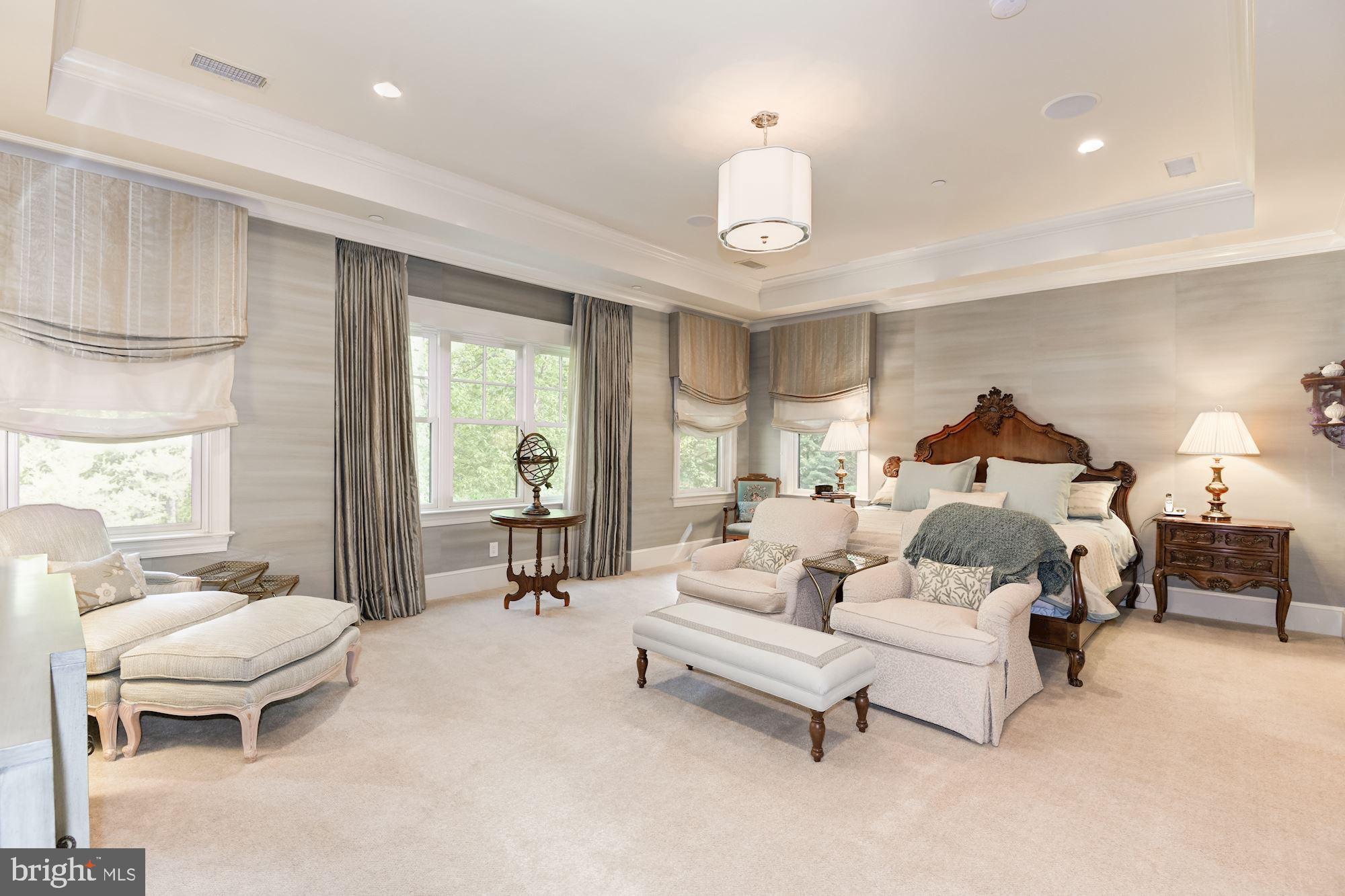 BRADLEY HILLS GROVE - Residential