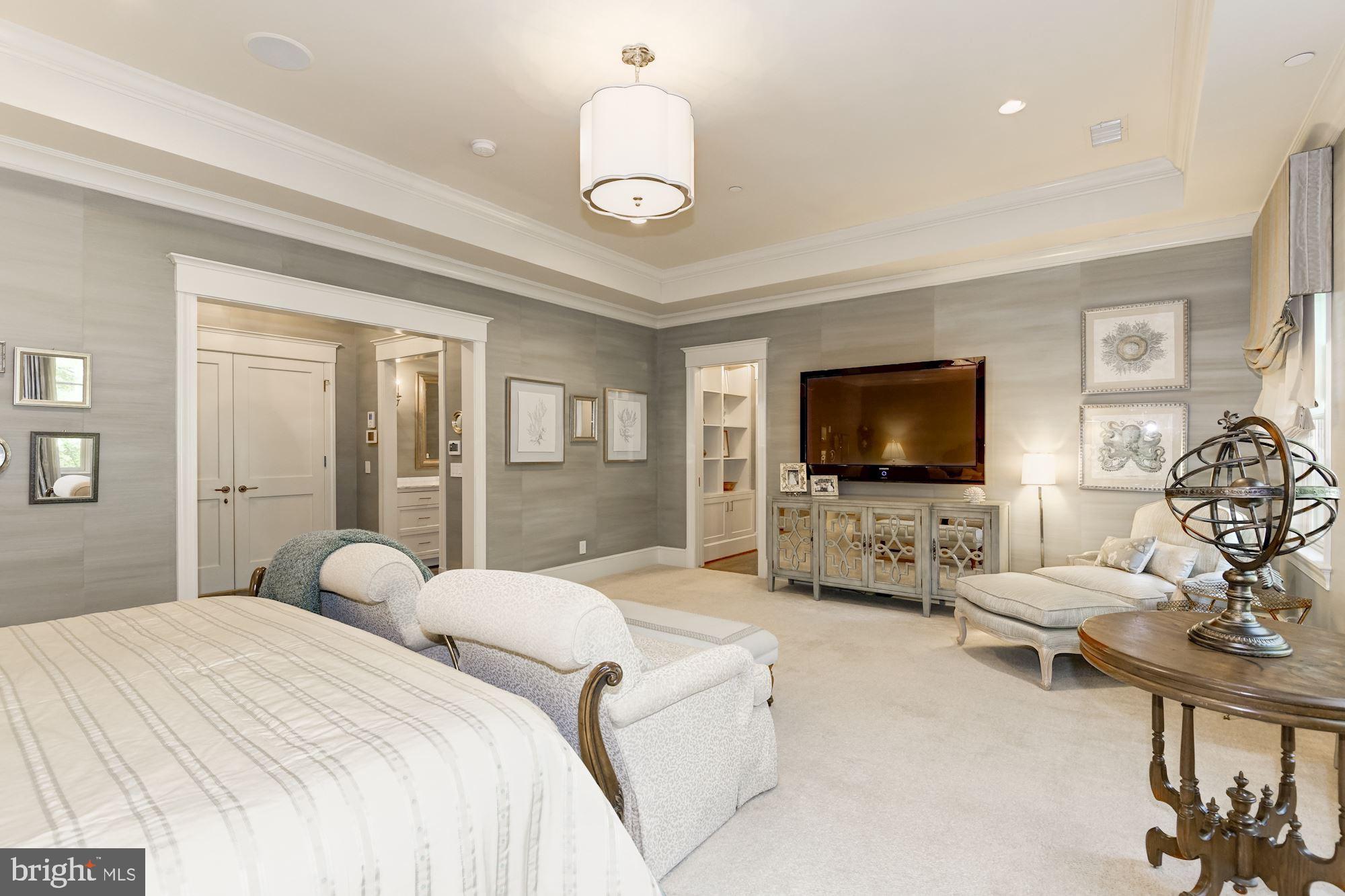 BRADLEY HILLS GROVE - Residential