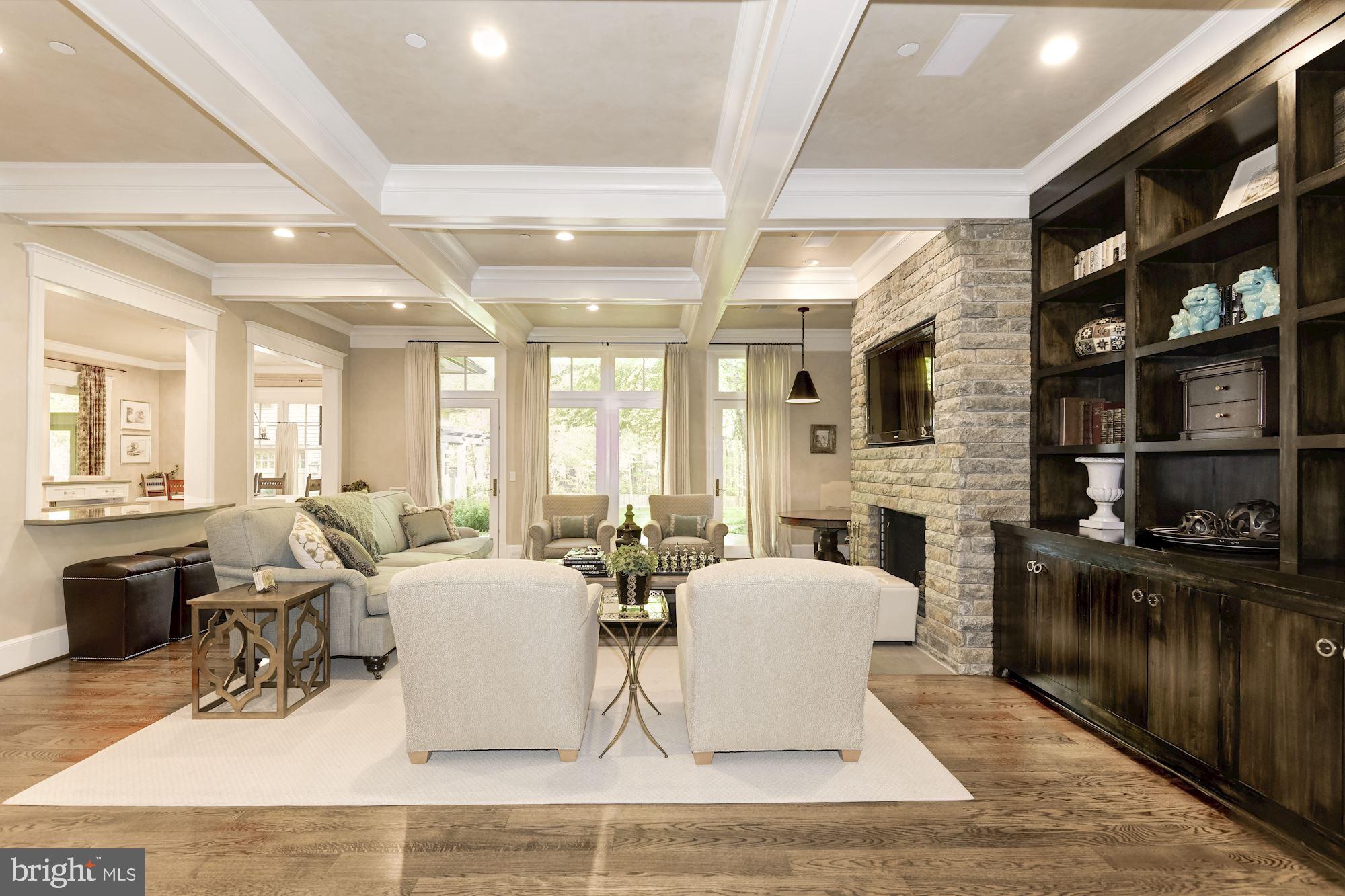 BRADLEY HILLS GROVE - Residential