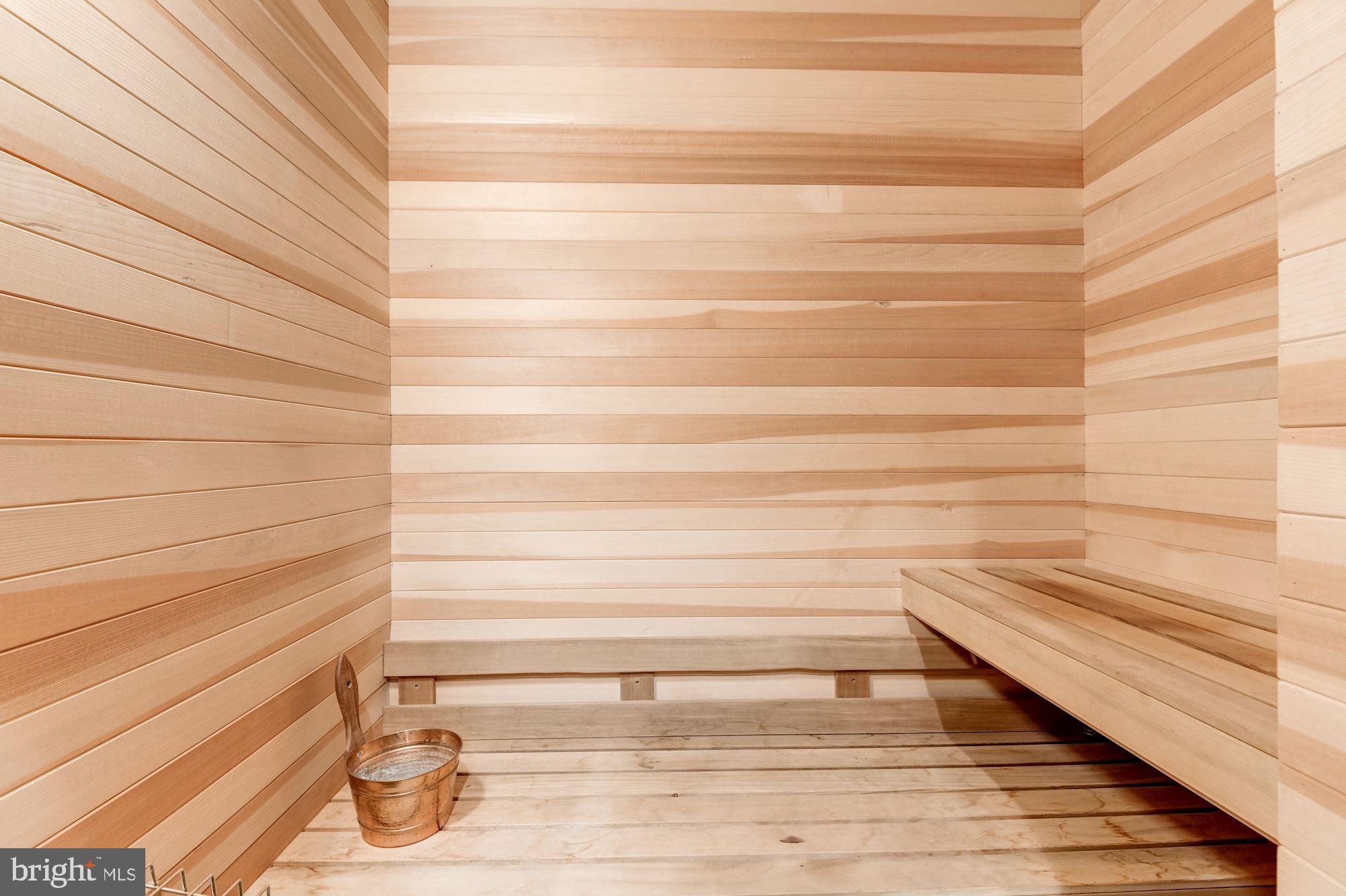 BRADLEY HILLS GROVE - Residential