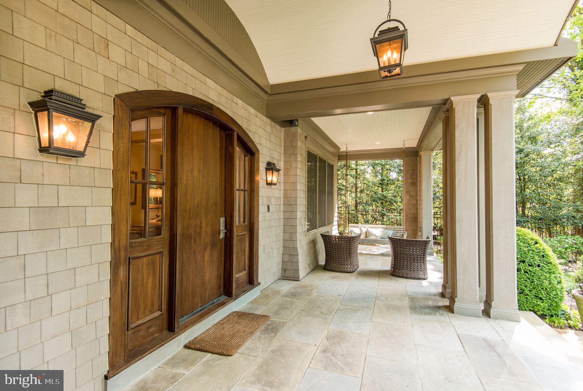 BRADLEY HILLS GROVE - Residential