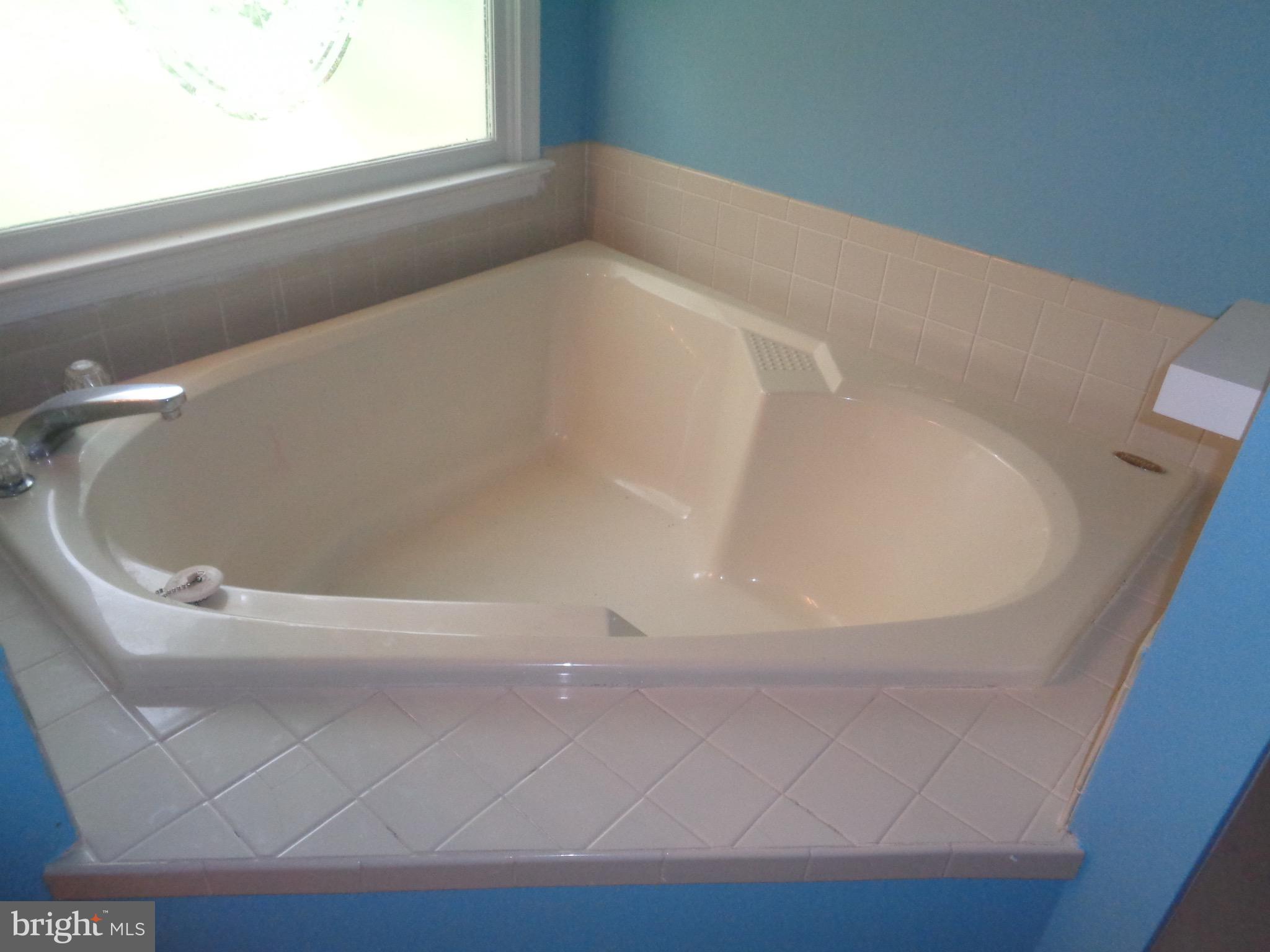 LAKE WILDERNESS - Residential