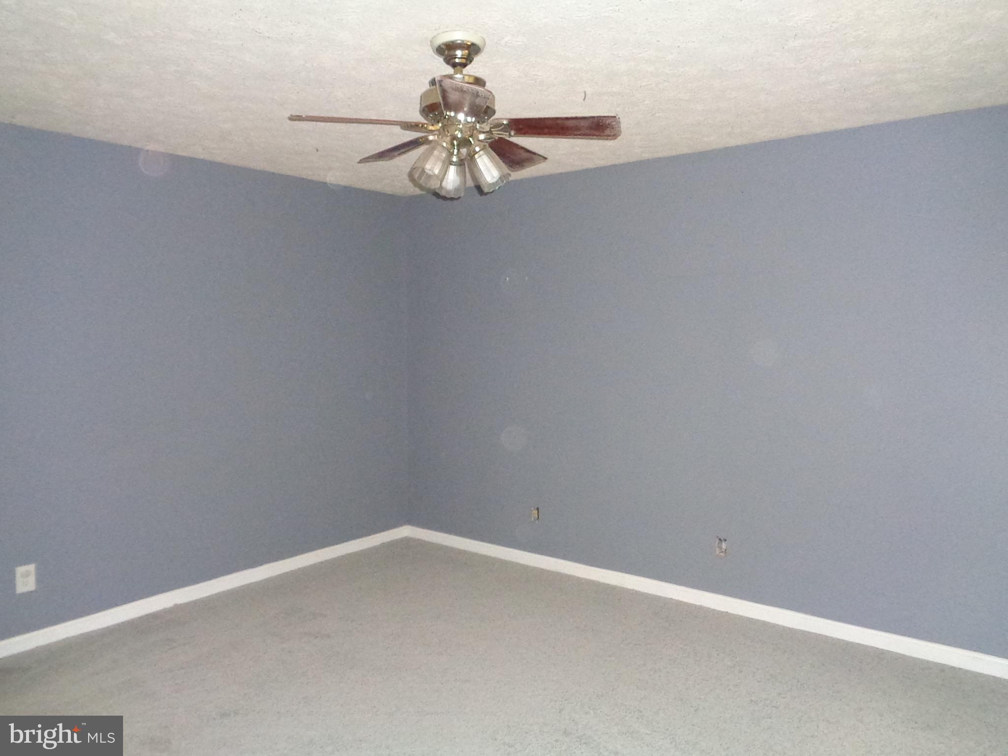 LAKE WILDERNESS - Residential