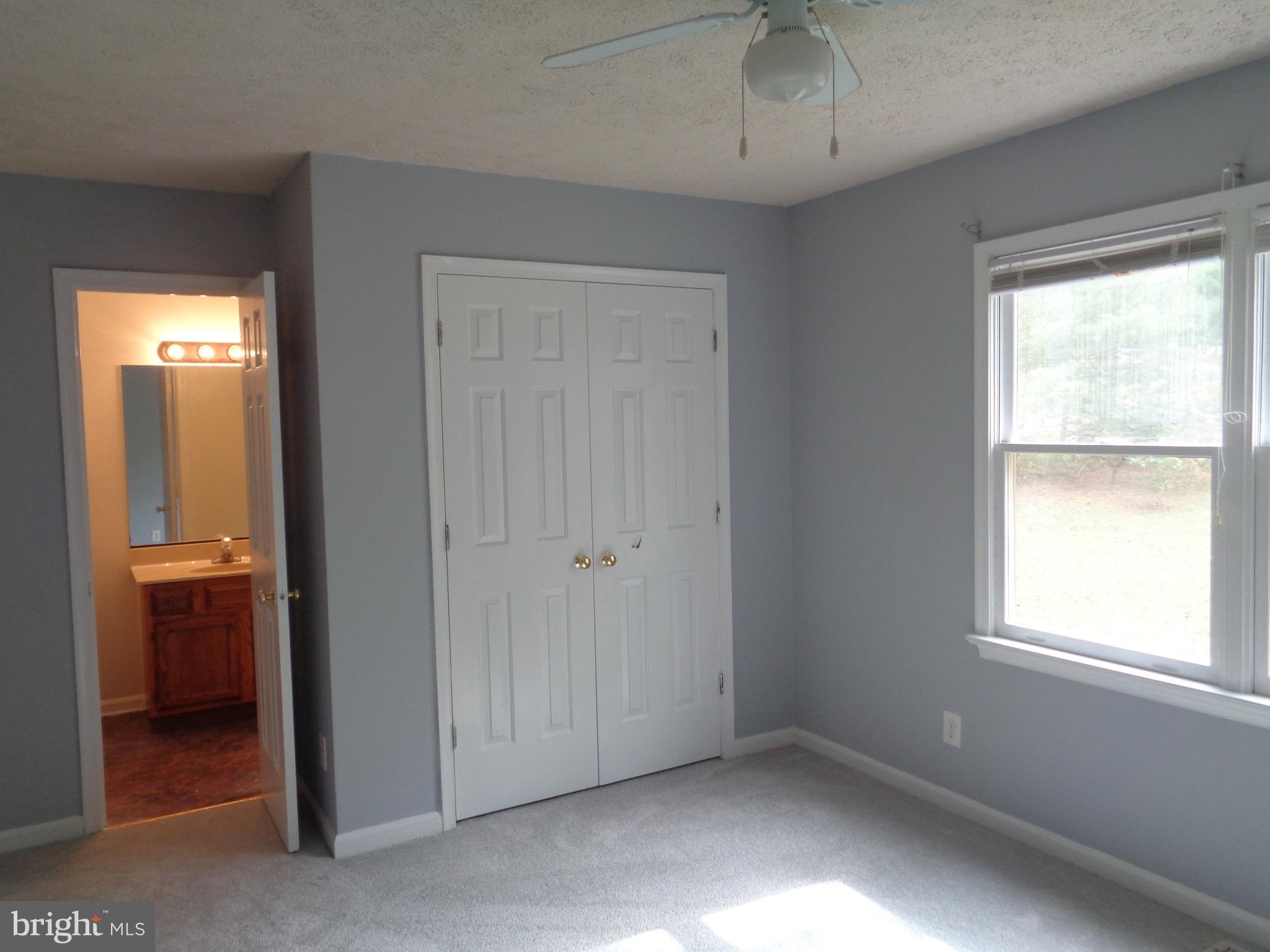 LAKE WILDERNESS - Residential