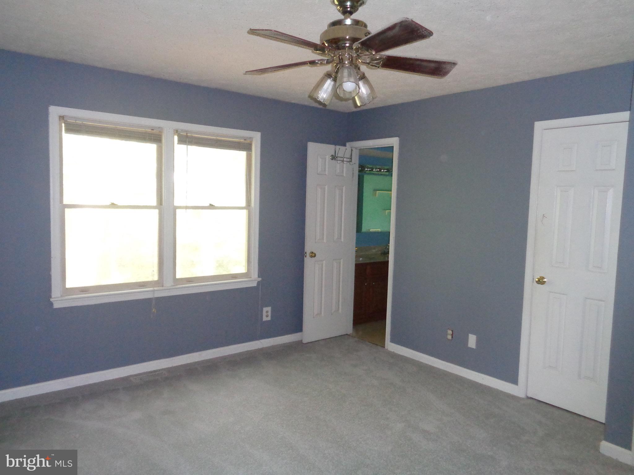 LAKE WILDERNESS - Residential