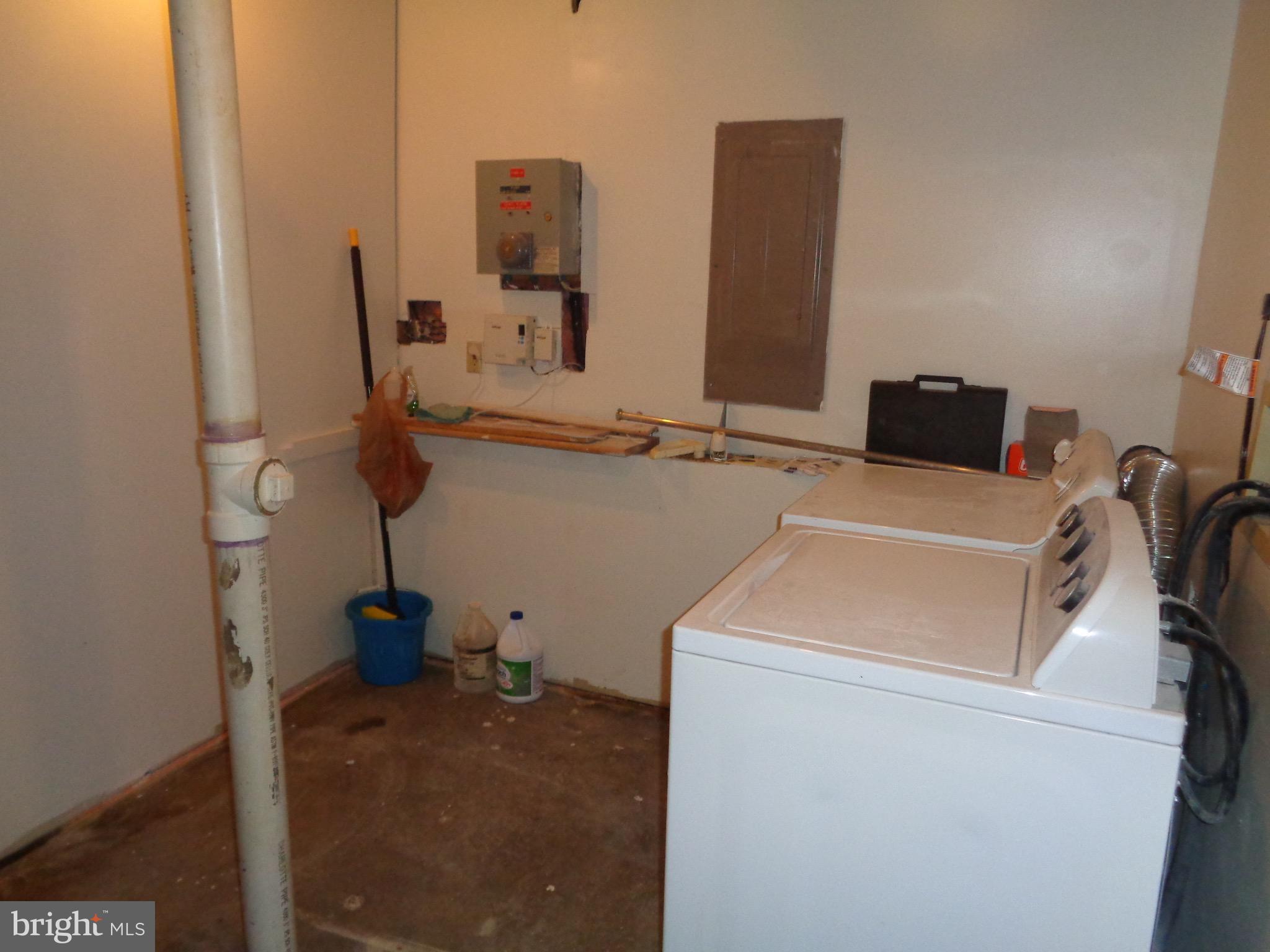 LAKE WILDERNESS - Residential