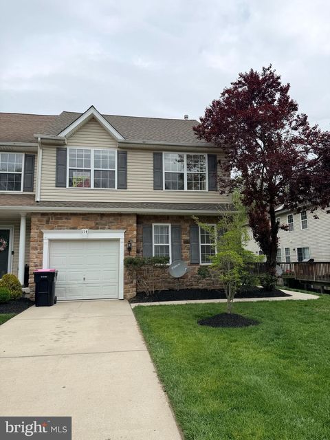 Townhouse For Sale - 114 Celestino Court<br/> BLACKWOOD, NJ 08012