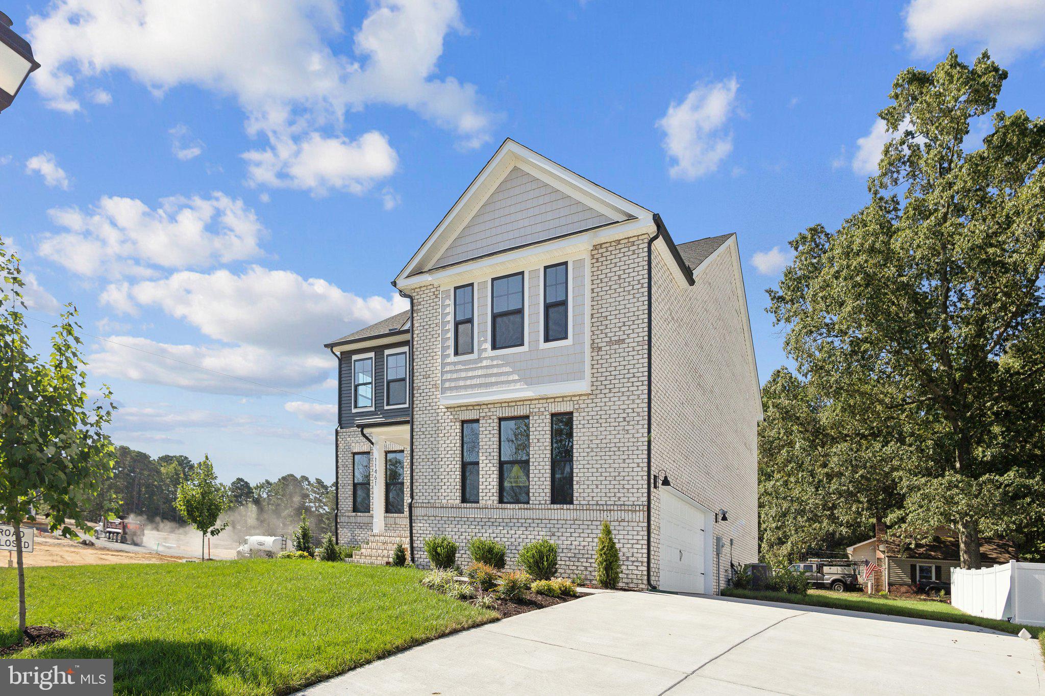 52 AVONWOODS DRIVE