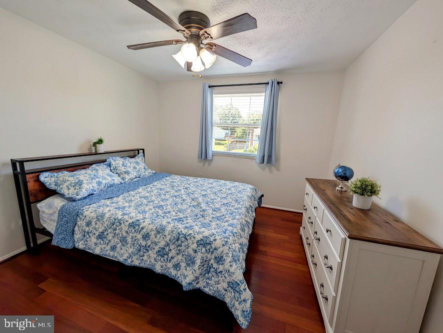 STONEYBROOKE - Residential