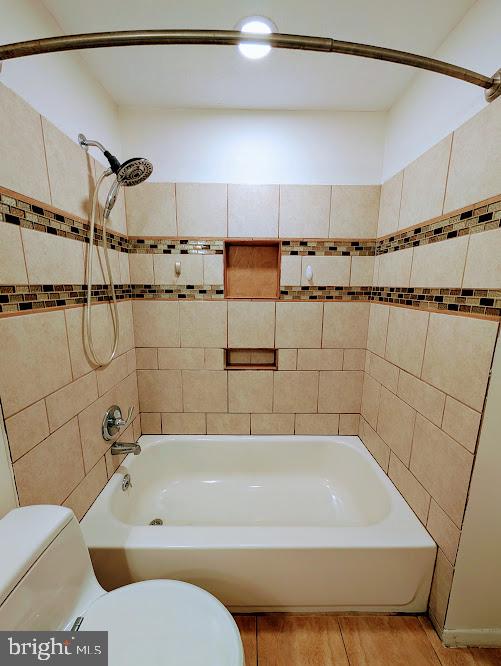 STONEYBROOKE - Residential