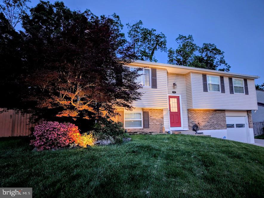 STONEYBROOKE - Residential