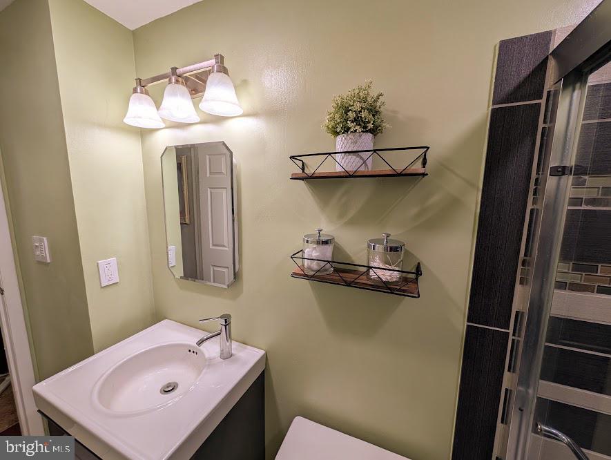 STONEYBROOKE - Residential