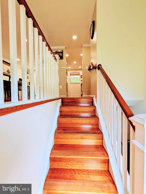 STONEYBROOKE - Residential