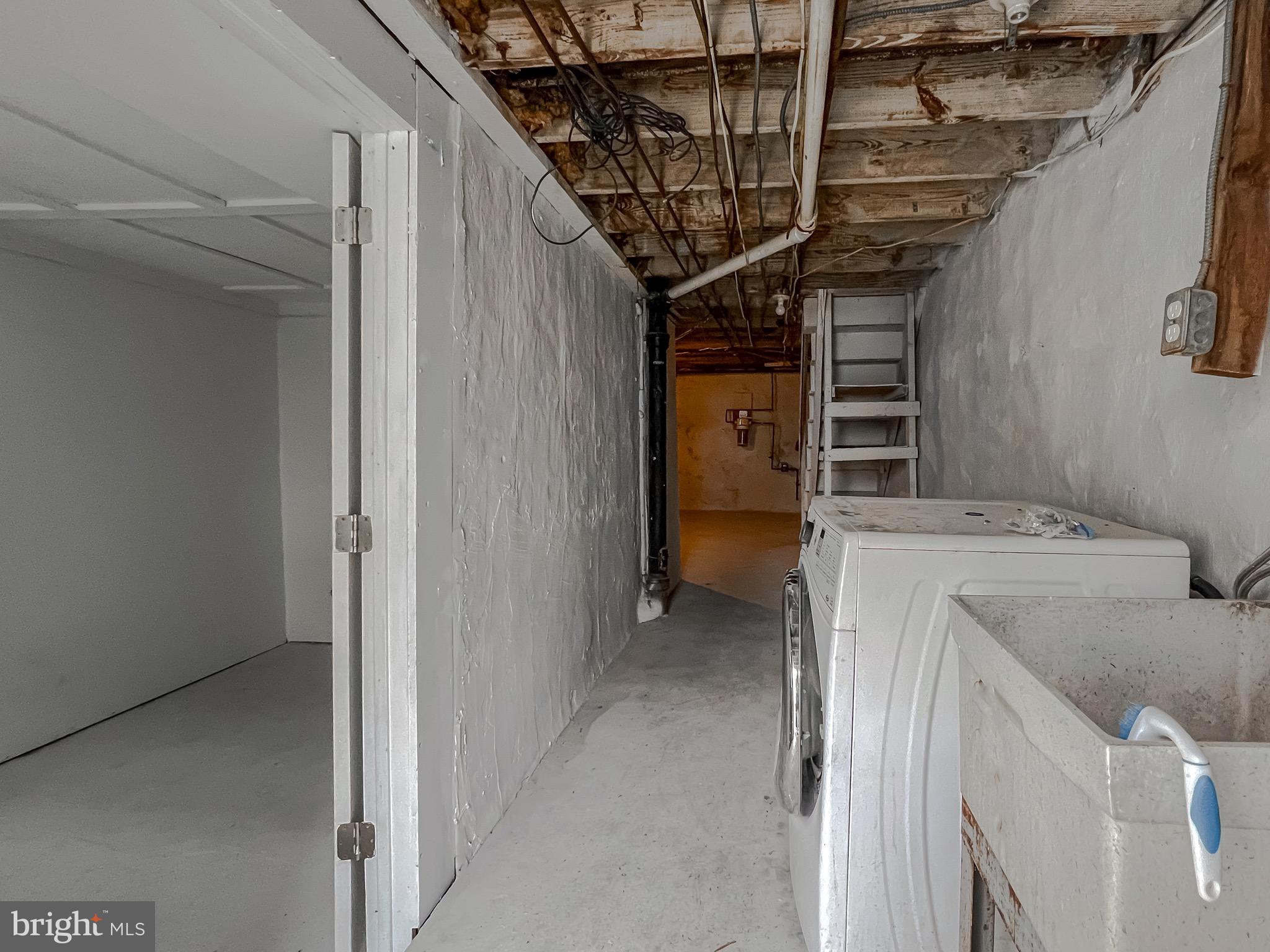 STONEHURST - Residential