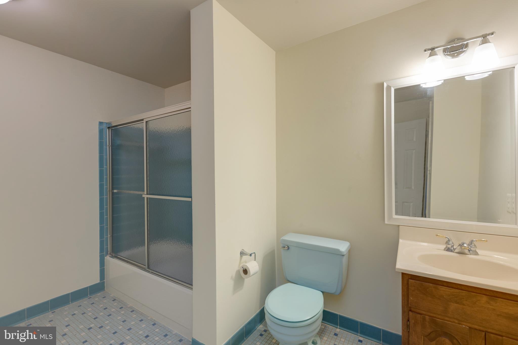 AUTUMN CHASE - Residential Lease