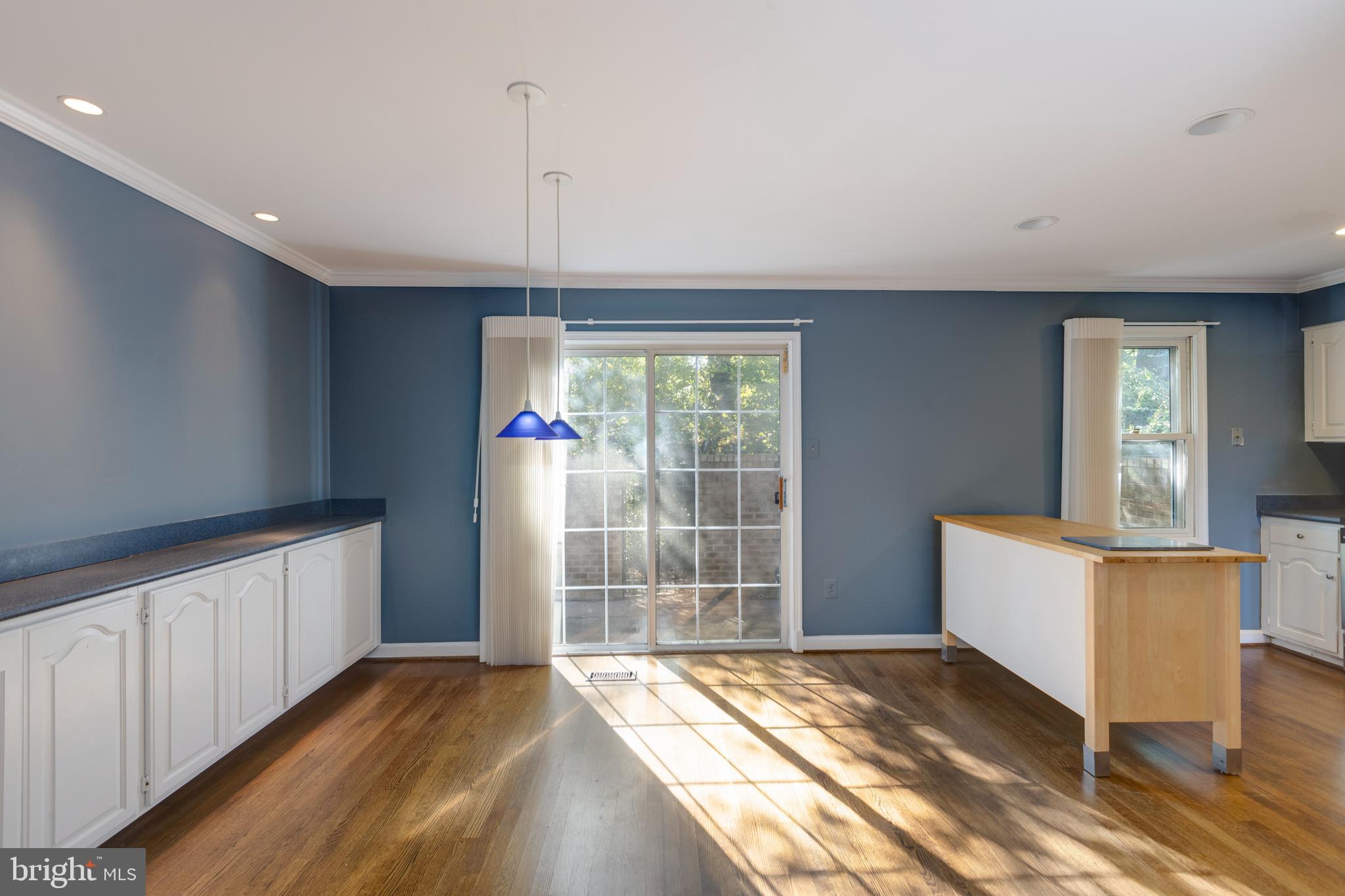 AUTUMN CHASE - Residential Lease