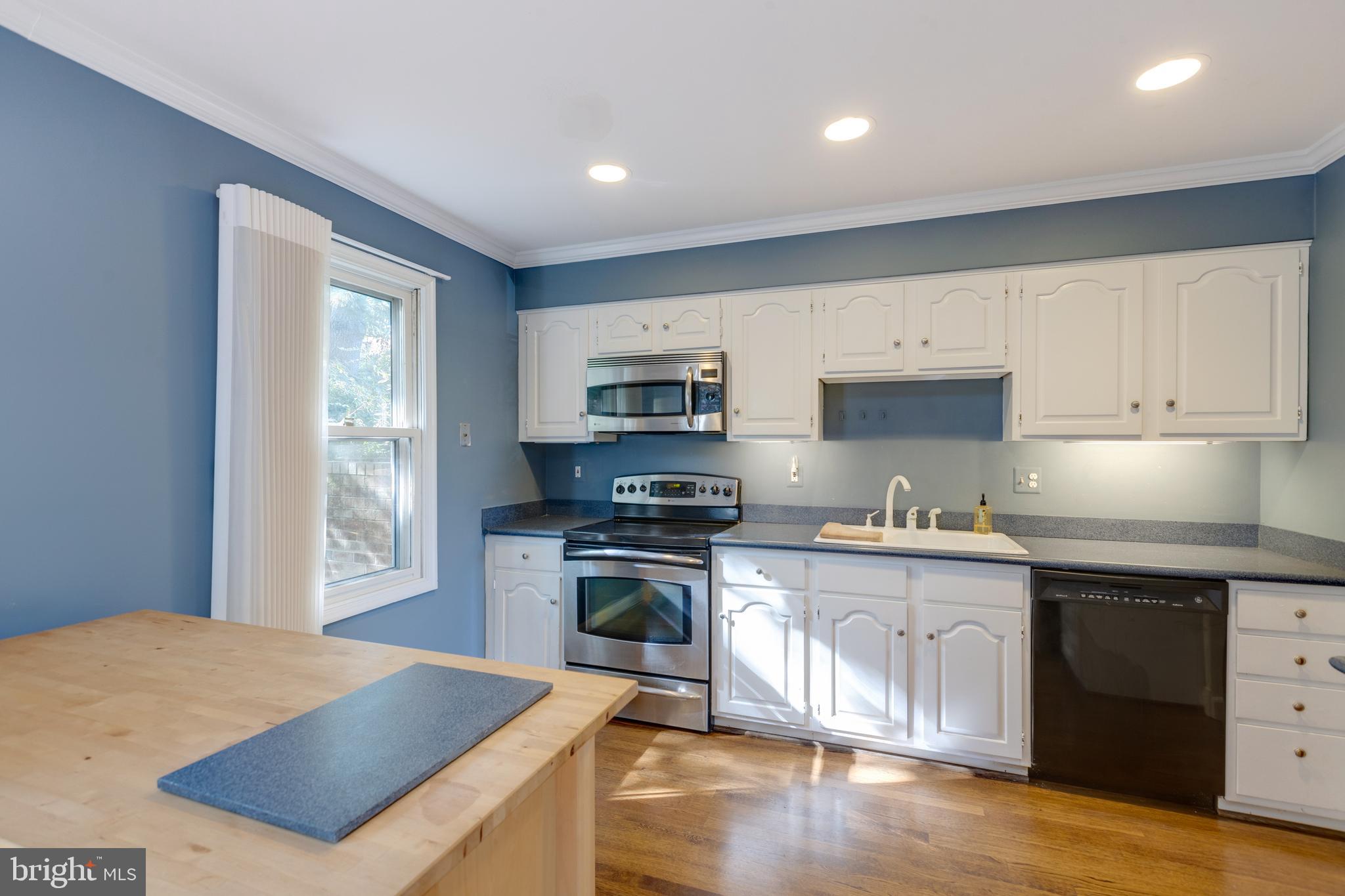 AUTUMN CHASE - Residential Lease