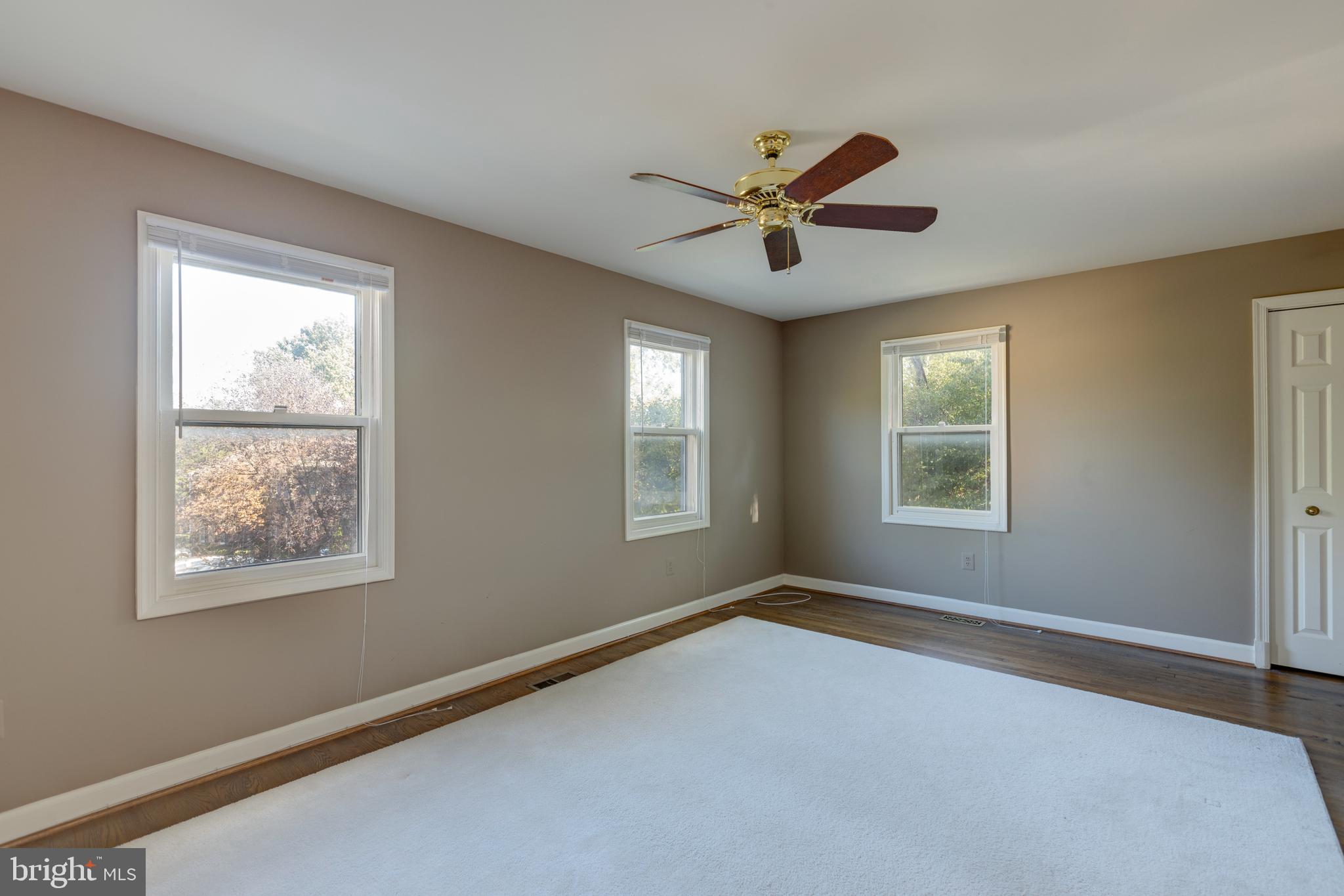 AUTUMN CHASE - Residential Lease