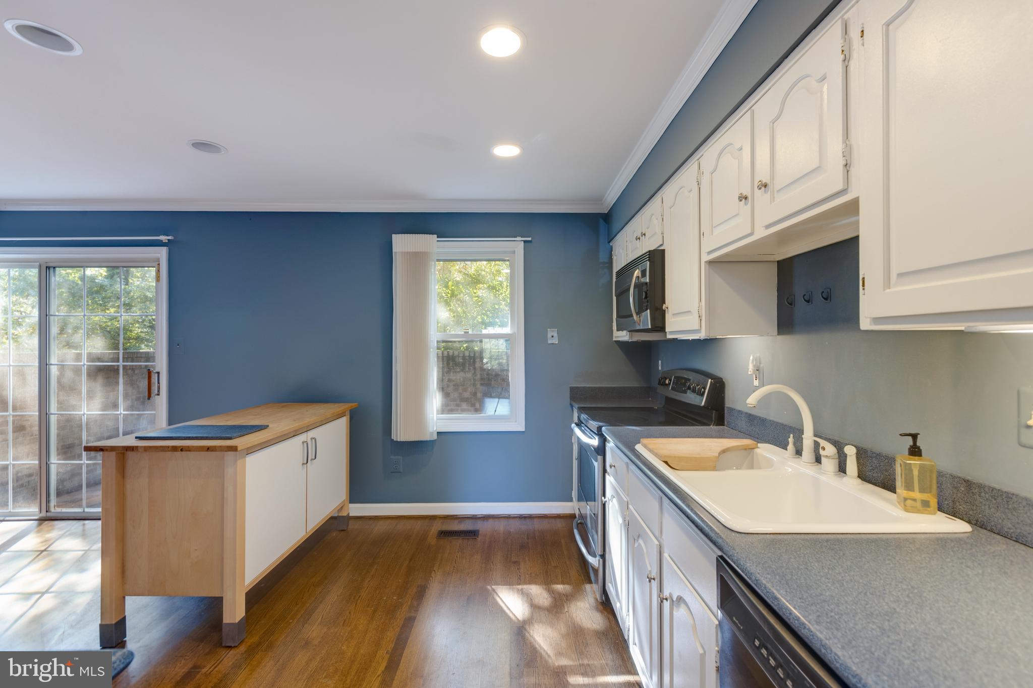 AUTUMN CHASE - Residential Lease