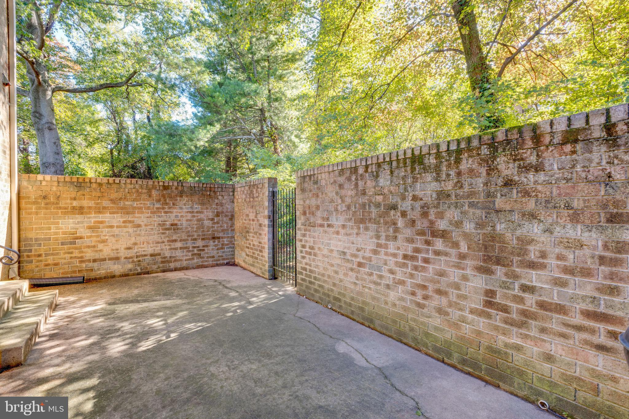 AUTUMN CHASE - Residential Lease