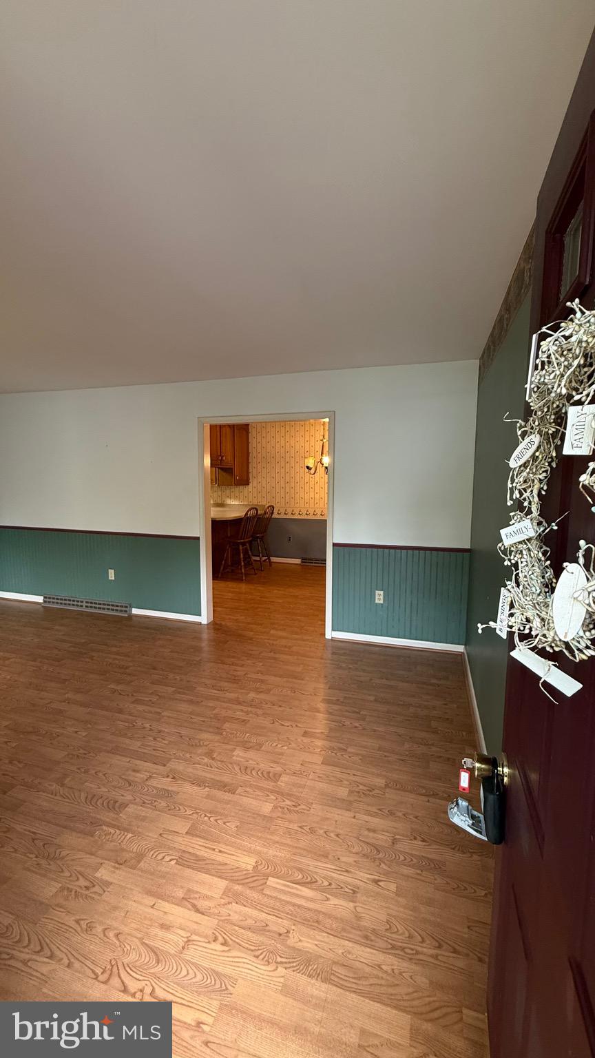 SUNSET ACRES - Residential