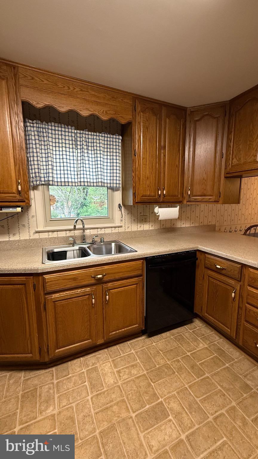 SUNSET ACRES - Residential