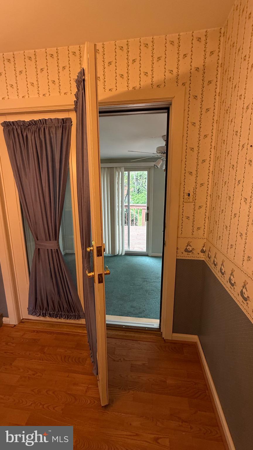 SUNSET ACRES - Residential