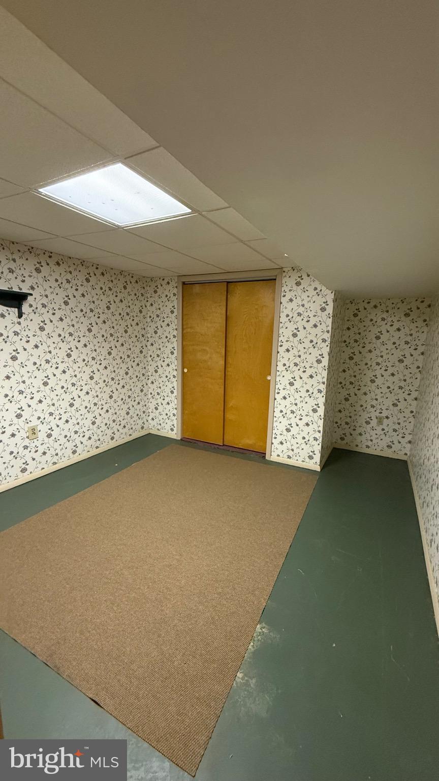 SUNSET ACRES - Residential