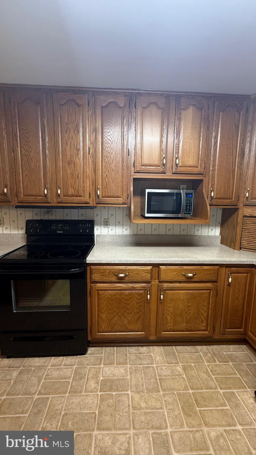 SUNSET ACRES - Residential