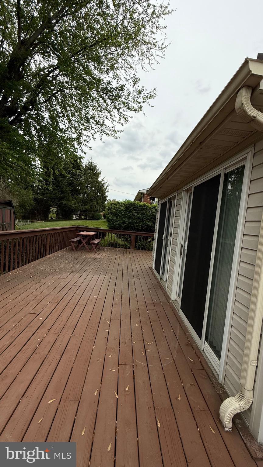 SUNSET ACRES - Residential