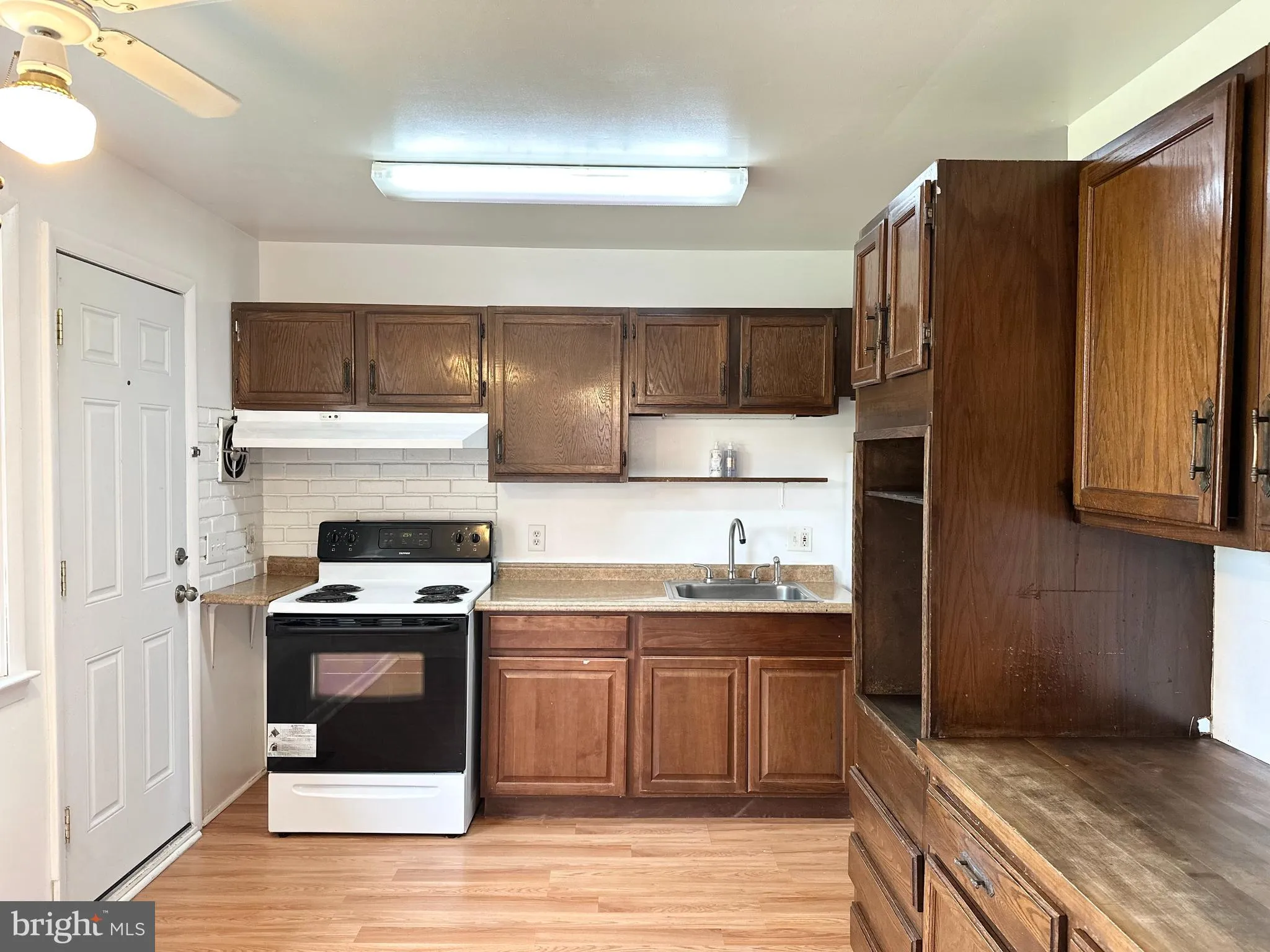 Parkville, Maryland 21234, United States, 3 Bedrooms Bedrooms, ,2 BathroomsBathrooms,Residential,Active,41589