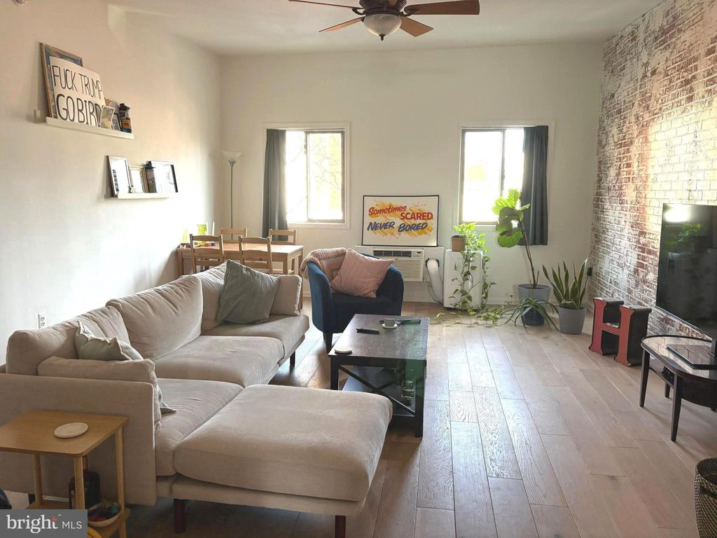 Photo of 2110 South Street #4, PHILADELPHIA, PA 19146 (MLS # PAPH2579018)