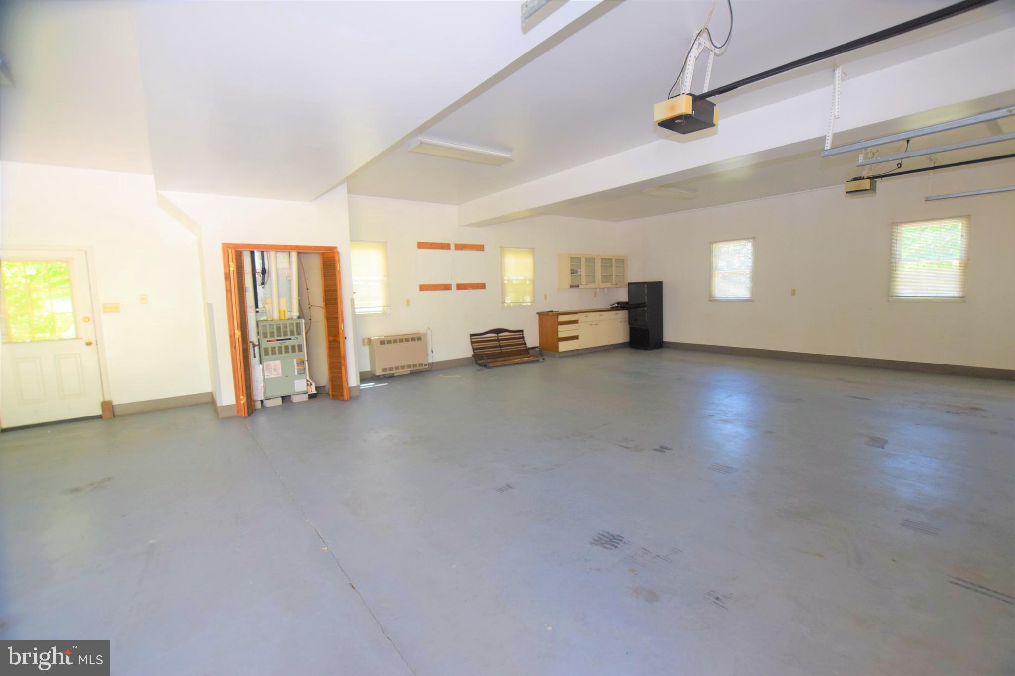 GRAND VALLEY FARMS - Residential