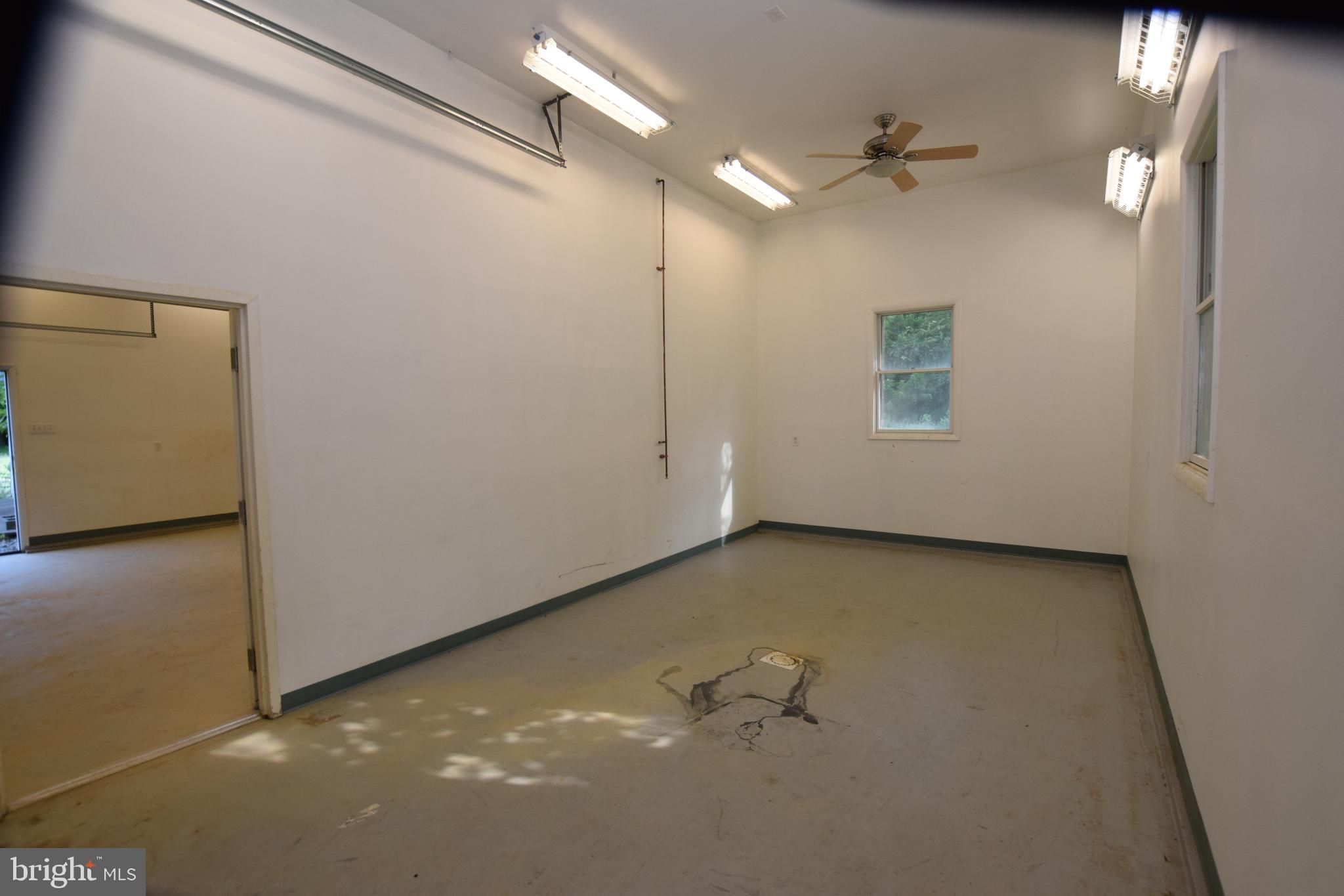 GRAND VALLEY FARMS - Residential